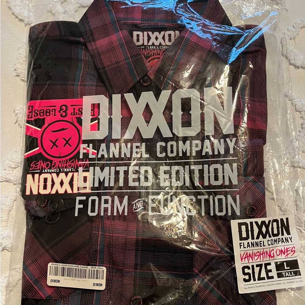 DIXXON MEN’s VANISHING ONES FLANNEL